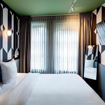 Tourist Inn Hotel Amsterdam Zewnętrze zdjęcie