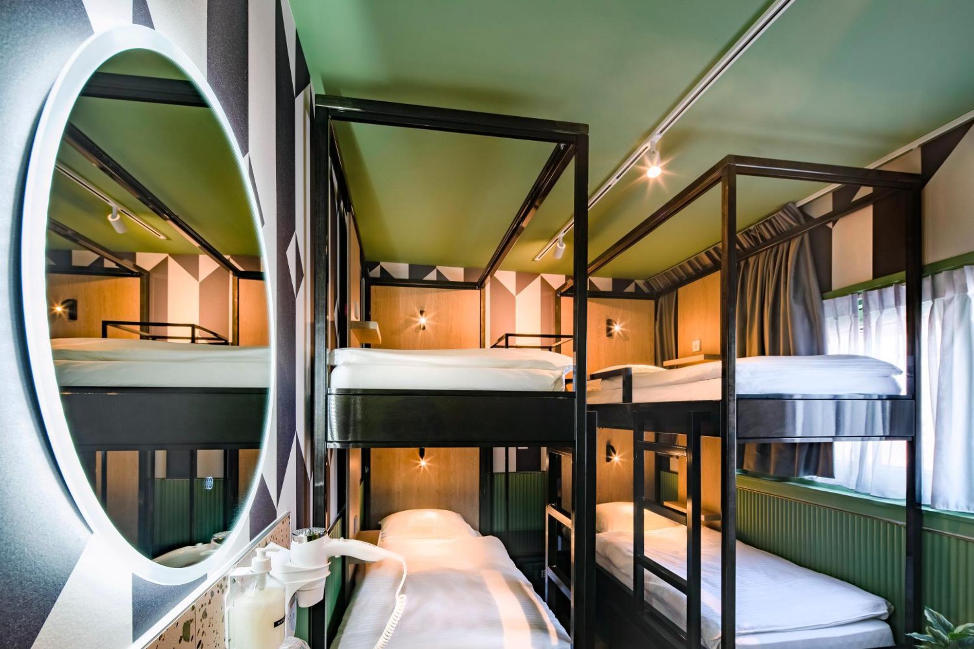 Tourist Inn Hotel Amsterdam Zewnętrze zdjęcie