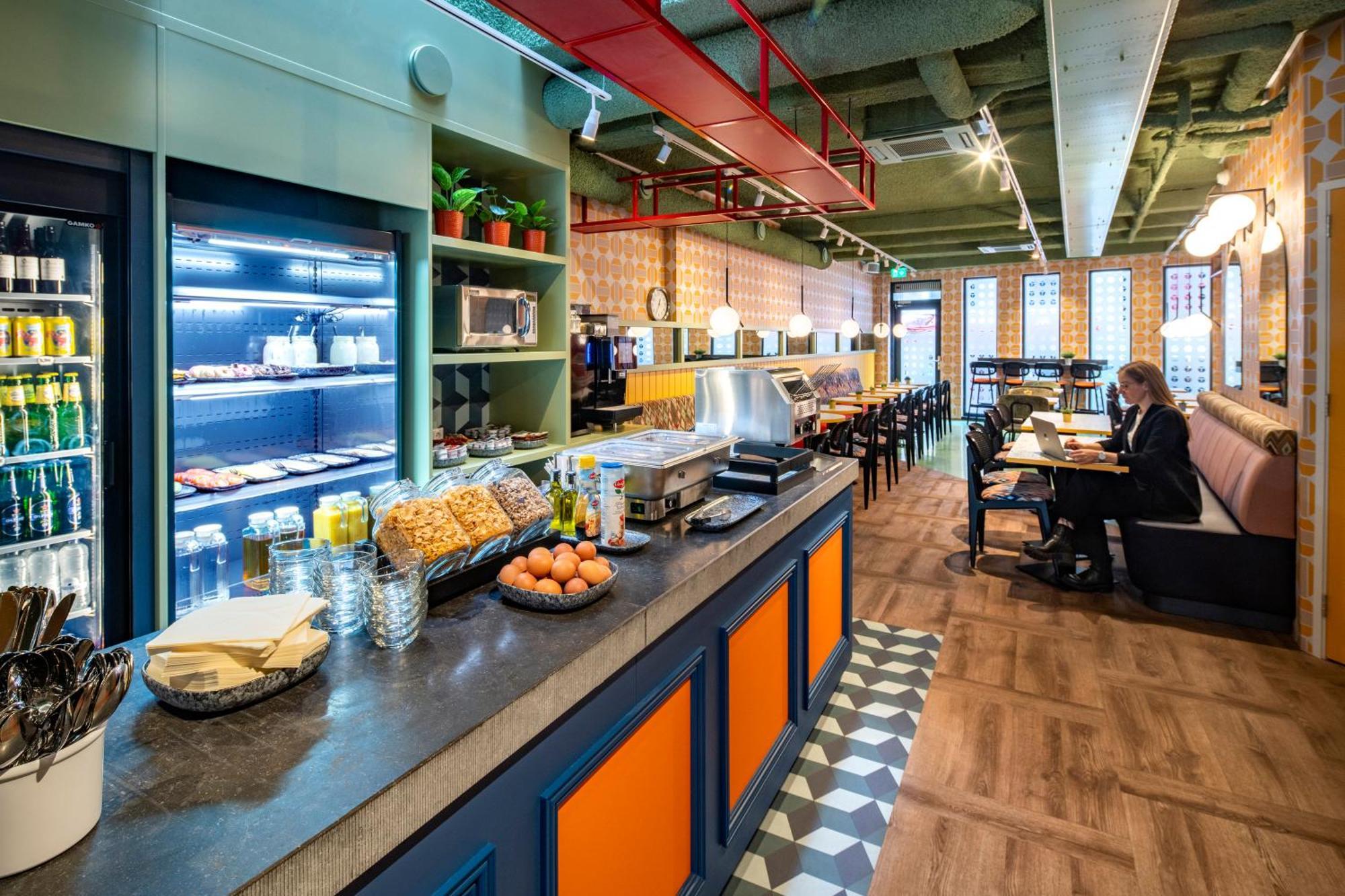 Tourist Inn Hotel Amsterdam Zewnętrze zdjęcie